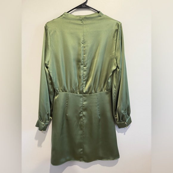 Zara Green Dress - Picture 9 of 11
